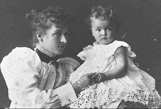 Ethel Turner and her daughter